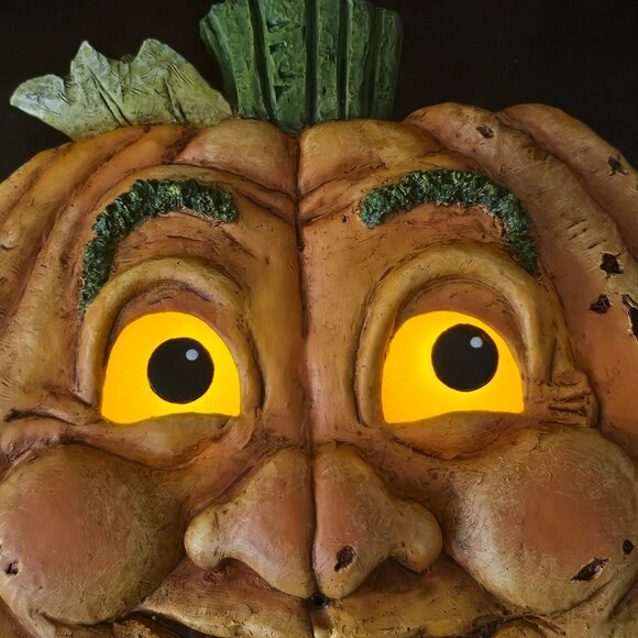 Vintage 2006 Halloween Animated Pumpkin Face Light Up Motion Eyes - Picture 10 of 13